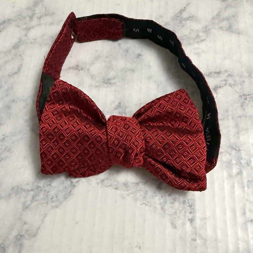 Carroll & Co. Beverly Hills Silk Double Bowtie Red Geometric Jacquard Pre-Tied